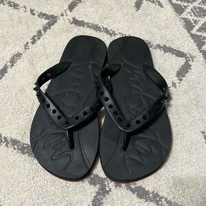 CL flip flops size 8.5
